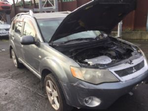 Mitsubishi Outlander CW5W 2003-2005