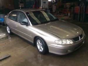 Holden Commodore VX 09/00-09/02