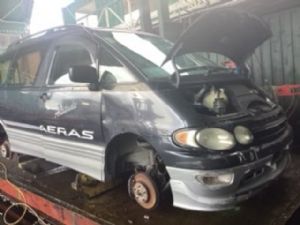 Toyota Estima ACR40W