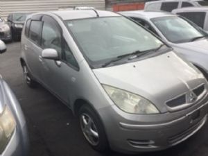 Mitsubishi Colt Z25A