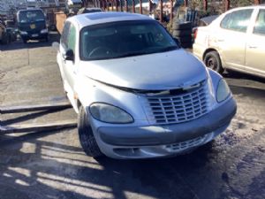 Chrysler PT Cruiser 2000 on