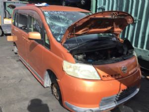 Nissan Serena C25 2005-2010