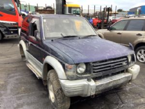 Mitsubishi Pajero V21W