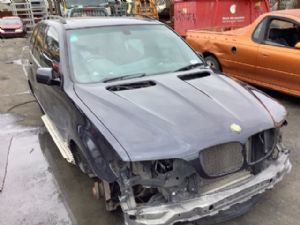 BMW X Series X5 4.8is