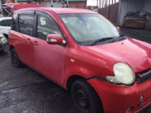 Toyota Sienta NCP80 2003-2015